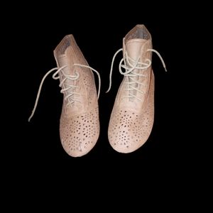 Size 10 nature breeze tan and see through women's shoes